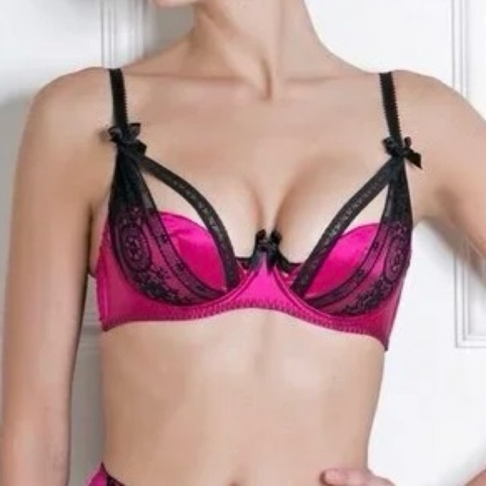 like new agent provocateur bra size 34D / 36C hot pink with black lace